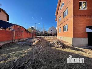 Дом 590м², 3-этажный, участок 9 сот.  