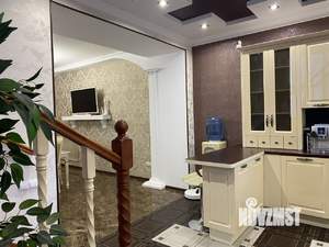 Дом 205м², 3-этажный, участок 5 сот.  