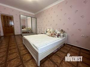 Дом 300м², 2-этажный, участок 8 сот.  