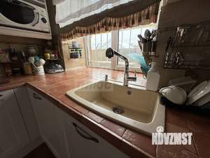 Дом 206м², 3-этажный, участок 3 сот.  