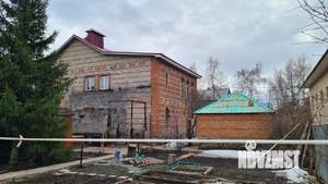 Коттедж 291м², 2-этажный, участок 10 сот.  