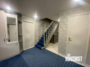 Коттедж 280м², 2-этажный, участок 8 сот.  