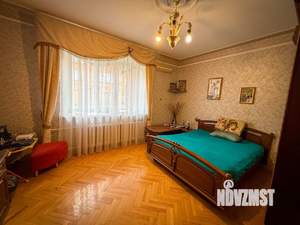 Дом 280м², 2-этажный, участок 9 сот.  