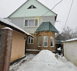 Дом 106м&sup2;, 2-этажный, участок 3 сот.  