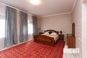 Дом 216м², 2-этажный, участок 9 сот.  