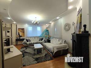 Дом 180м², 2-этажный, участок 5 сот.  