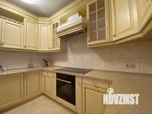Коттедж 403м², 2-этажный, участок 10 сот.  
