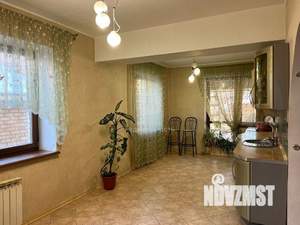 Дом 226м², 2-этажный, участок 11 сот.  