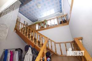 Дом 241м², 3-этажный, участок 10 сот.  