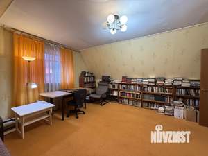 Дом 282м², 2-этажный, участок 6 сот.  