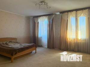 Таунхаус 320м², 3-этажный, участок 5 сот.  