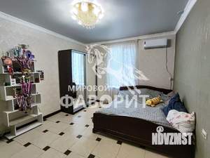 Дом 140м², 2-этажный, участок 6 сот.  