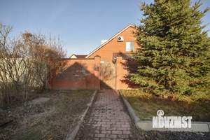 Дом 180м², 2-этажный, участок 5 сот.  