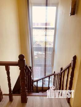 Коттедж 245м², 3-этажный, участок 11 сот.  