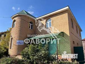 Дом 400м&sup2;, 2-этажный, участок 8 сот.  