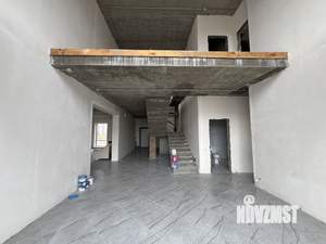 Дом 347м&sup2;, 2-этажный, участок 9 сот.  