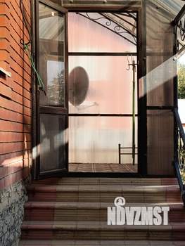 Дом 180м², 2-этажный, участок 5 сот.  