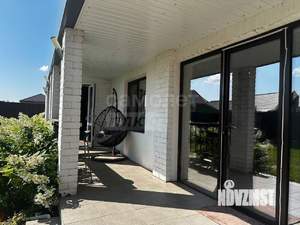 Дом 179м&sup2;, 2-этажный, участок 5 сот.  