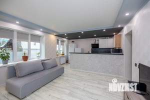 Дом 215м², 2-этажный, участок 5 сот.  