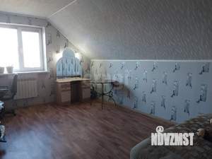 Дом 215м², 2-этажный, участок 10 сот.  