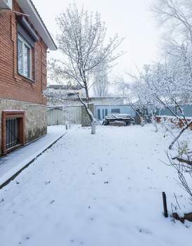 Дом 244м&sup2;, 2-этажный, участок 10 сот.  