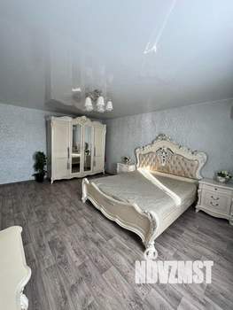 Дом 210м², 2-этажный, участок 5 сот.  