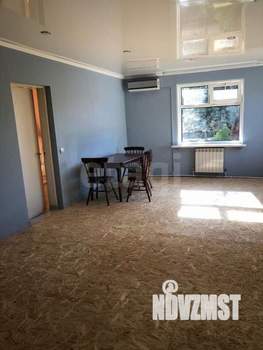 Дом 140м², 1-этажный, участок 6 сот.  