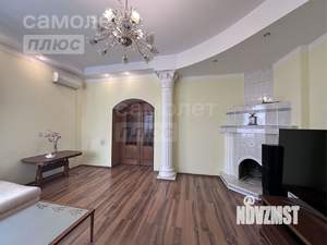 Дом 323м², 2-этажный, участок 10 сот.  
