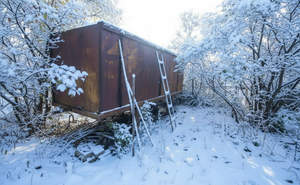 Дом 22м&sup2;, 2-этажный, участок 10 сот.  