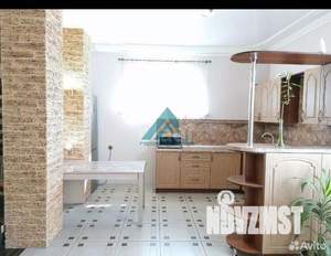 Дом 180м², 2-этажный, участок 5 сот.  