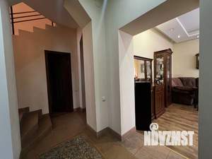 Дом 203м², 2-этажный, участок 6 сот.  