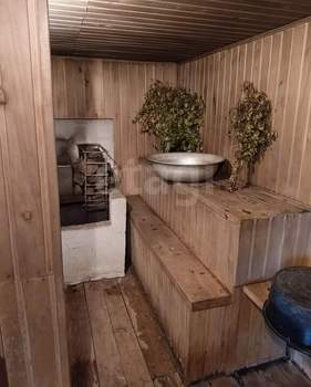 Дом 76м², 2-этажный, участок 10 сот.  