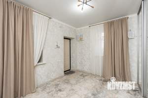 Дом 216м&sup2;, 2-этажный, участок 10 сот.  