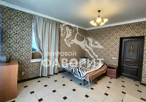 Дом 140м², 2-этажный, участок 6 сот.  