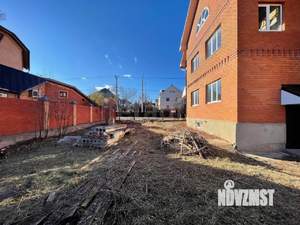 Дом 590м&sup2;, 3-этажный, участок 9 сот.  