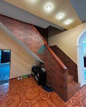 Дом 320м², 2-этажный, участок 5 сот.  