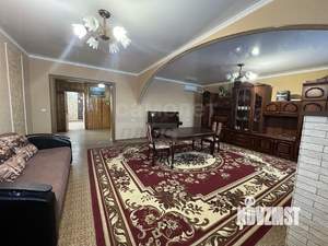 Дом 342м², 2-этажный, участок 13 сот.  