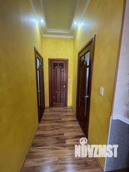 Коттедж 413м², 3-этажный, участок 5 сот.  