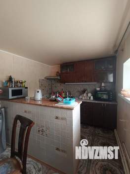 Дом 270м², 2-этажный, участок 10 сот.  