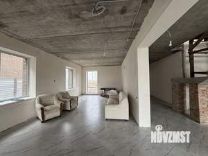 Дом 347м&sup2;, 2-этажный, участок 9 сот.  