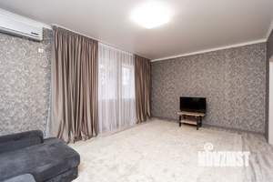 Дом 216м², 2-этажный, участок 9 сот.  