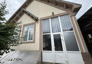 Дом 198м², 1-этажный, участок 4 сот.  