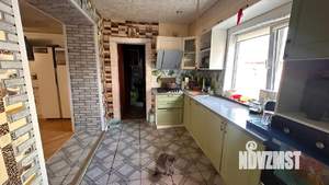 Дом 288м², 2-этажный, участок 4 сот.  