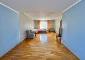 Дом 468м², 4-этажный, участок 10 сот.  