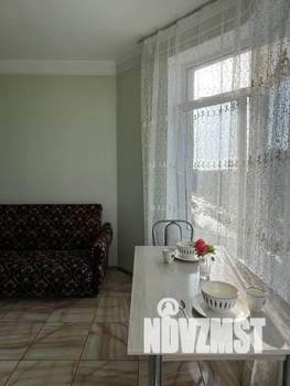 1-к квартира, посуточно, 60м2, 10/18 этаж