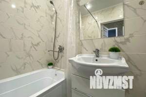 1-к квартира, посуточно, 40м2, 1/17 этаж