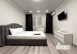 1-к квартира, посуточно, 37м2, 2/17 этаж