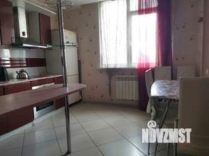 3-к квартира, посуточно, 80м2, 1/1 этаж