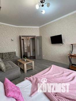 1-к квартира, посуточно, 42м2, 1/1 этаж