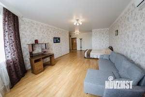 1-к квартира, посуточно, 55м2, 1/1 этаж